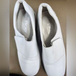 ‼️♦️ESCADA SPORT‼️ White All Leather Sneakers/ Walking/Nursing  Shoes EU 37 US 6